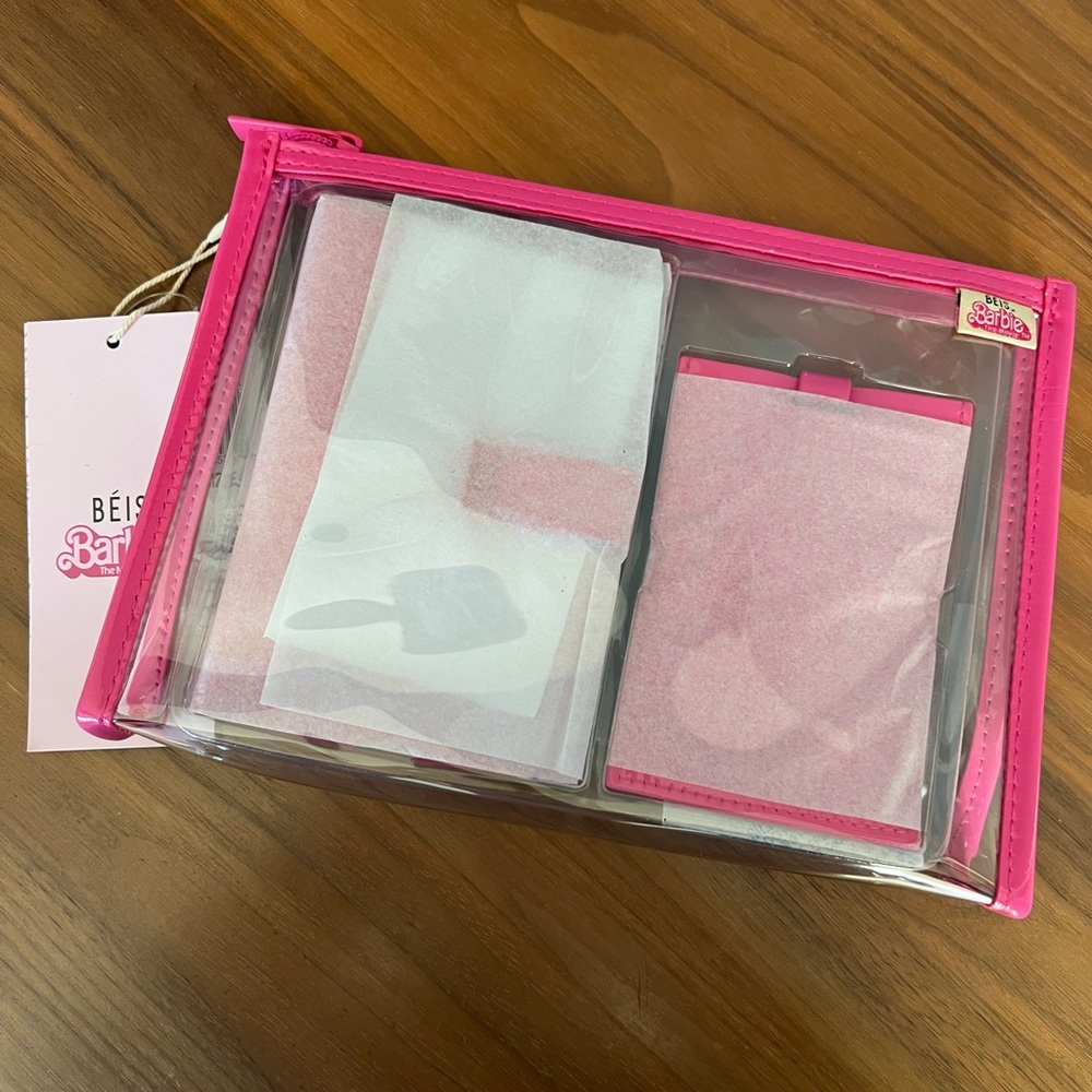 Barbie Pink Travel Organizer Set